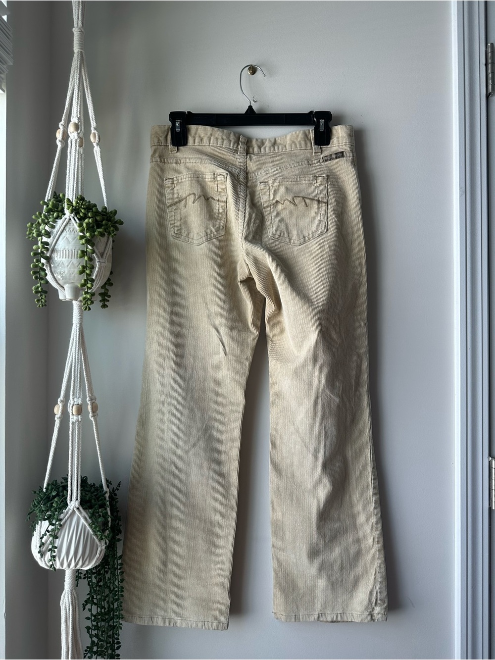 Women's Wide-Leg Corduroy Jeans in Light Beige - Picture 3 of 5